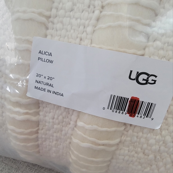 UGG Alicia Accent Pillow In Natural NWT - Picture 5 of 5